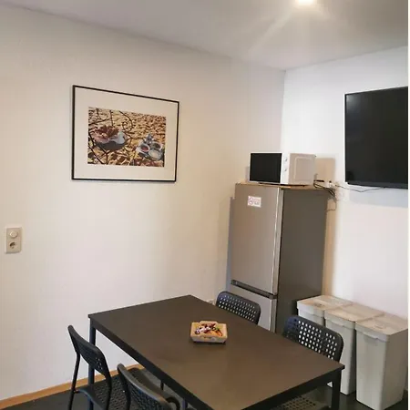 Mc Monti Fr-ehrenkirchen, Zentral, Netflix, Wlan, Pkw-stellplatz Kostenlos * Ehrenkirchen