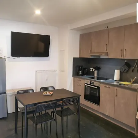Mc Monti Fr-ehrenkirchen, Zentral, Netflix, Wlan, Pkw-stellplatz Kostenlos Apartment *