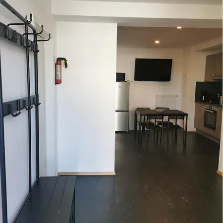 Apartment Mc Monti Fr-ehrenkirchen, Zentral, Netflix, Wlan, Pkw-stellplatz Kostenlos
